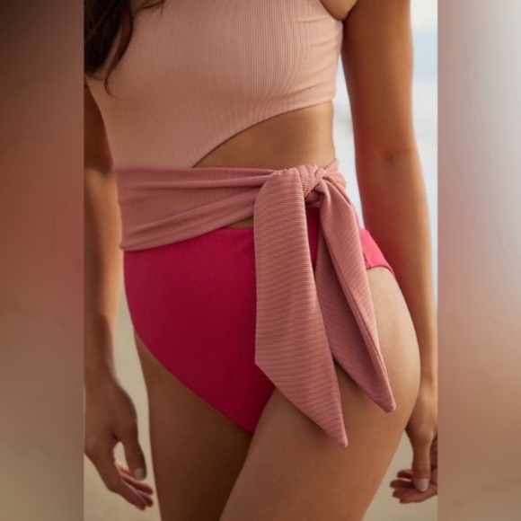 New! Beach Riot Claire One-Piece Swimsuit 24472 - Picture 3 of 9